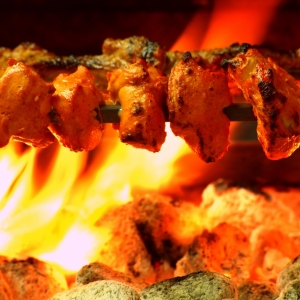 chicken tikka kebab over coal bbq